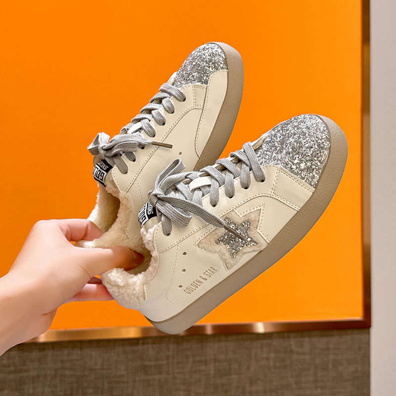 2024 Winter New Korean Style Vintage Star Rhinestone Back Tail Teddy Fur Fashion Casual Sports Versatile Dirty Shoes