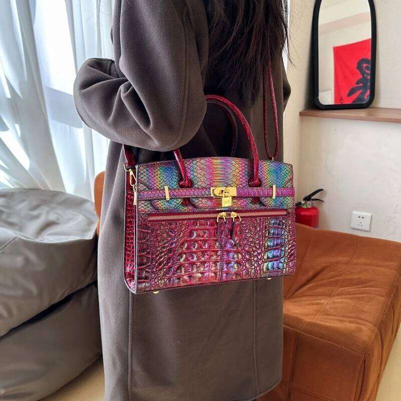 Classic Vintage Letter Tote Bag High-End Minimalist Crossbody Stylish Commuter Purse Women Fashion Leather Shopper