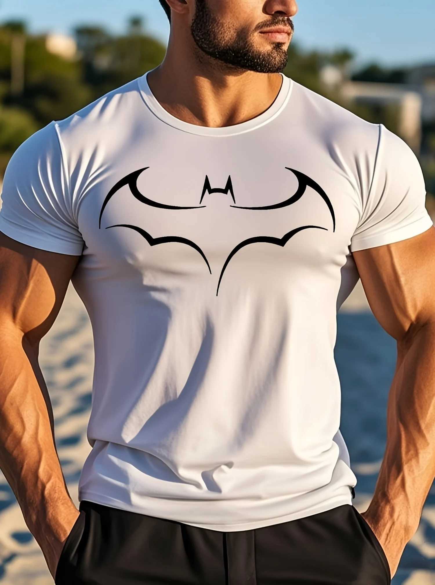 Summer Oversize Men Loose Tee Fashion Bat Print Mens Short Sleeve O-Neck T-Shirt Summer New Male Casual T Shirt Men Clothing Y250819
