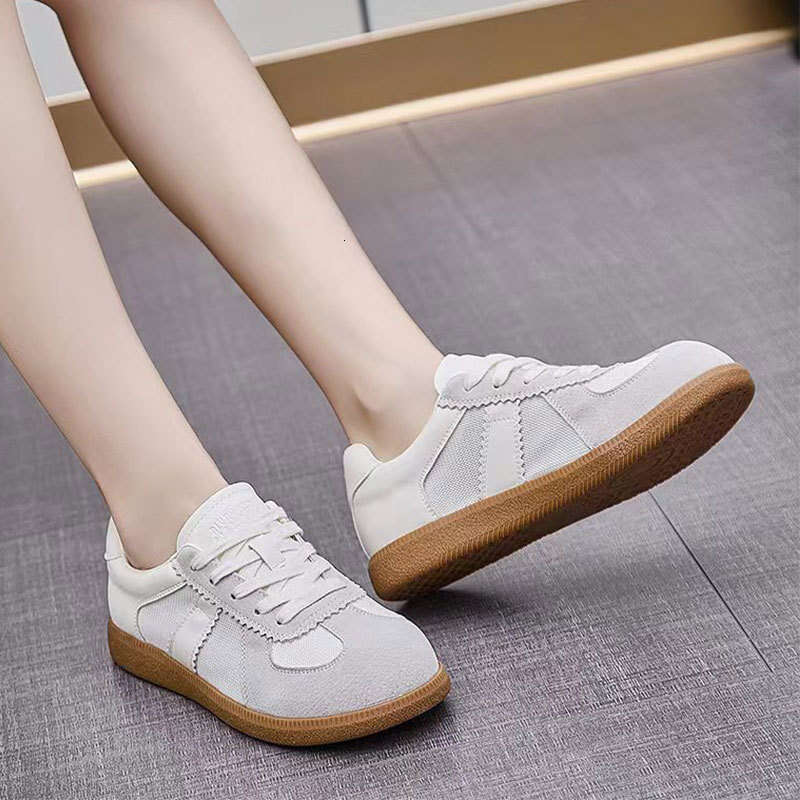 Grape Mom 2025 Summer Round Toe Mesh Color Block Casual Lace-up Training White Sneakers