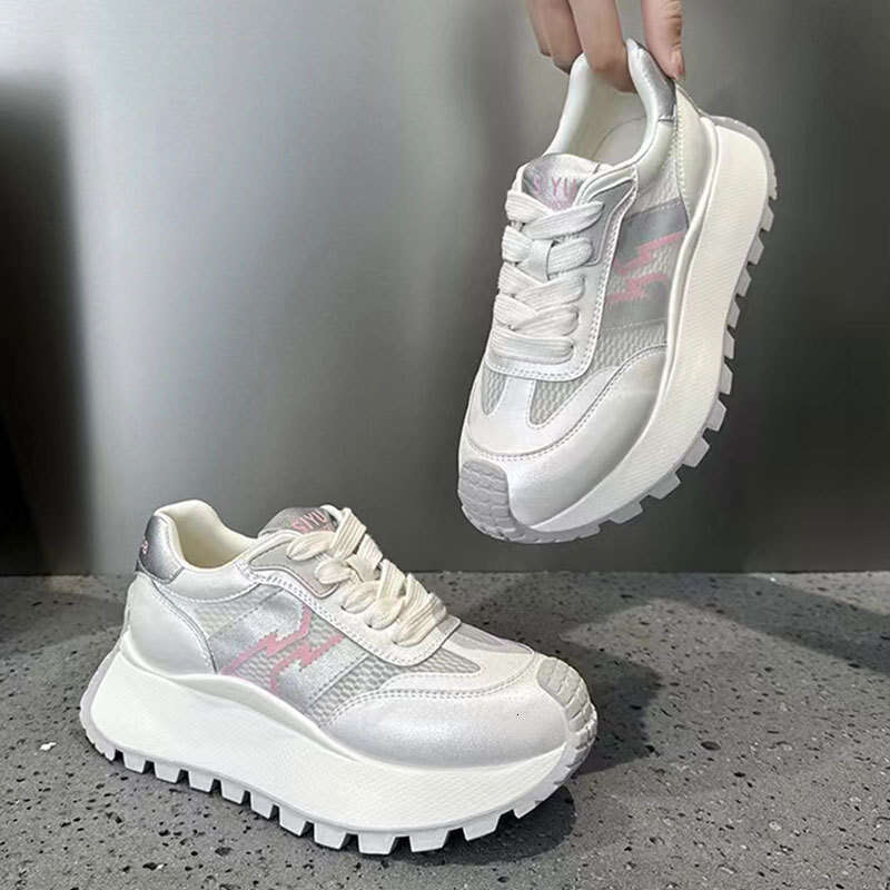 2025 Summer New Style Transparent Star Forrest Gump for Women Breathable Dad Thick Sole Height Increasing Single Mesh Sports Casual Shoes