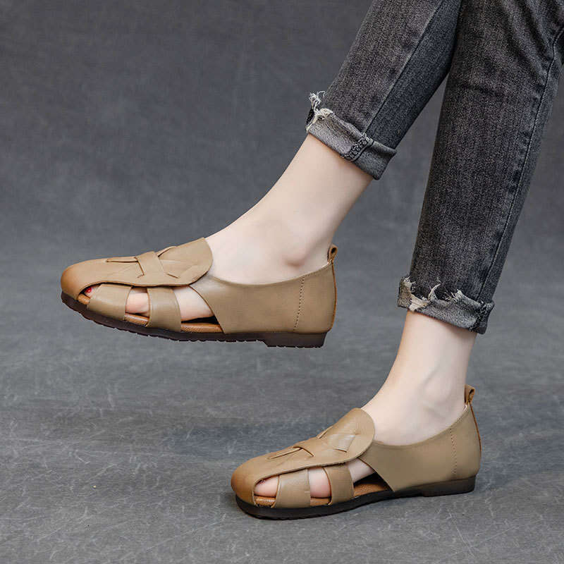 2025 Summer New French Style Woven Closed-Toe for Women, Outdoor Hollow Square-Toe Flat Sandals