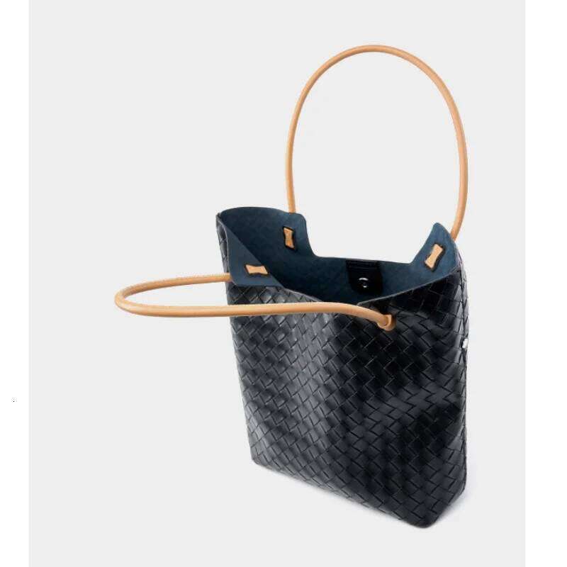 San Maries High Quality Knitting Purses Brand Fashion Shoulder Bag Bucket Tote For Women Lady Leather Crossbody Bags