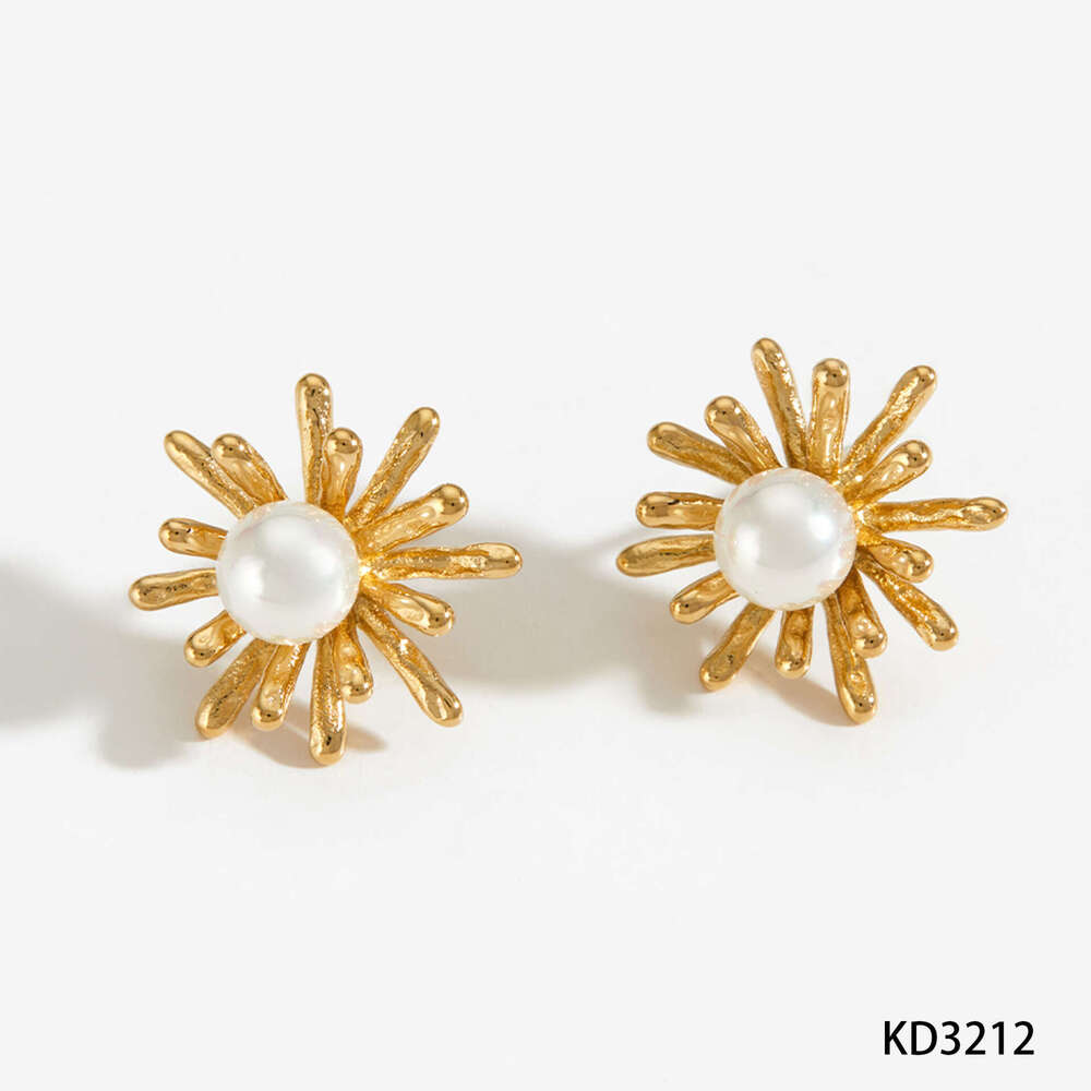 Stainless Steel Fireworks Style Designer Earrings Necklace Gentle French High-Quality Light Pearl Jewelry Set