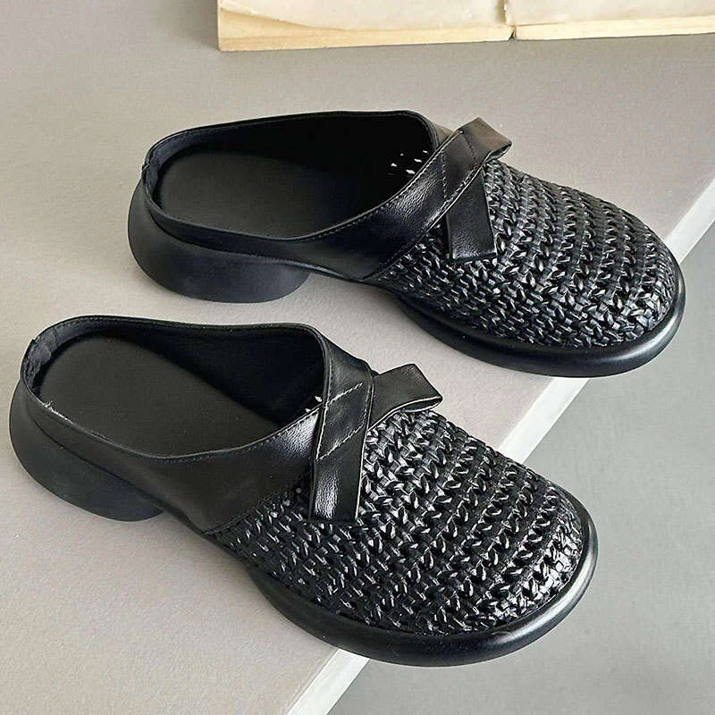 Mom's French Style Thick-Soled Closed-Toe Sandals for Women, Summer New Thick Heel One-Strap Mid-Heel Comfortable Women's Shoes