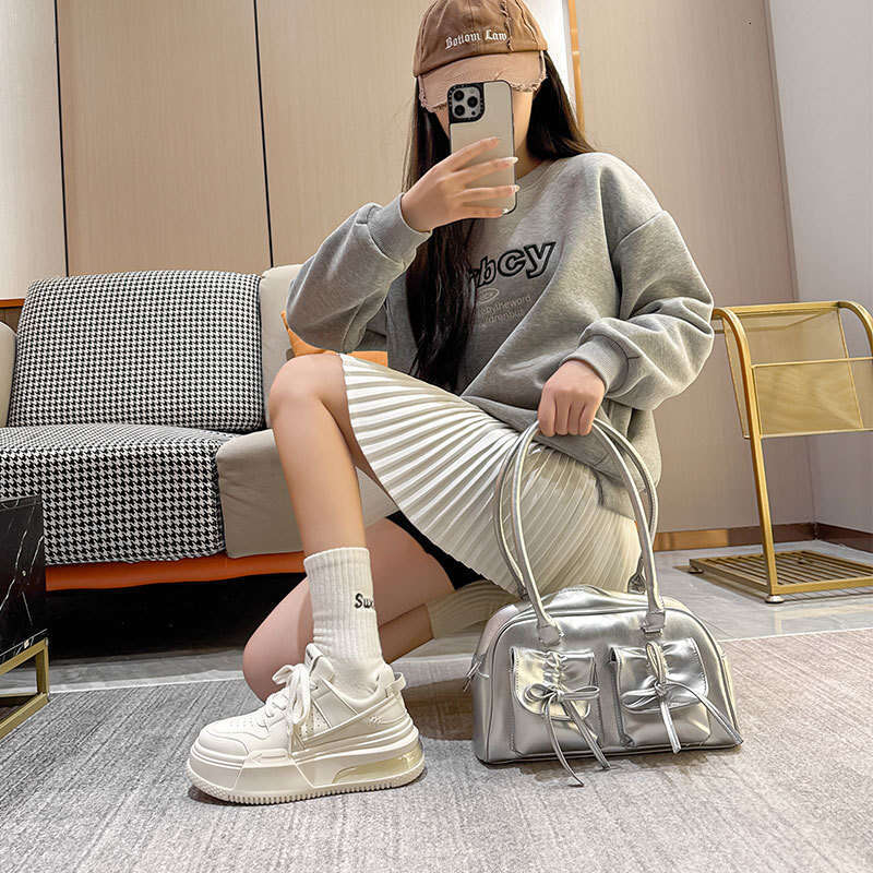 White Sneakers for Women 2024 Autumn Winter New Thick-Soled Casual Sports Stylish Versatile Student Ins Trendy Board Shoes