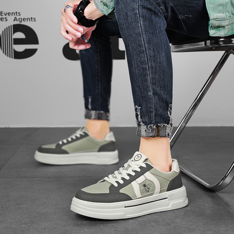 Men's summer trend sneaker shoes 2025 new soft sole breathable sports shoes men's personality versatile soft leather casual