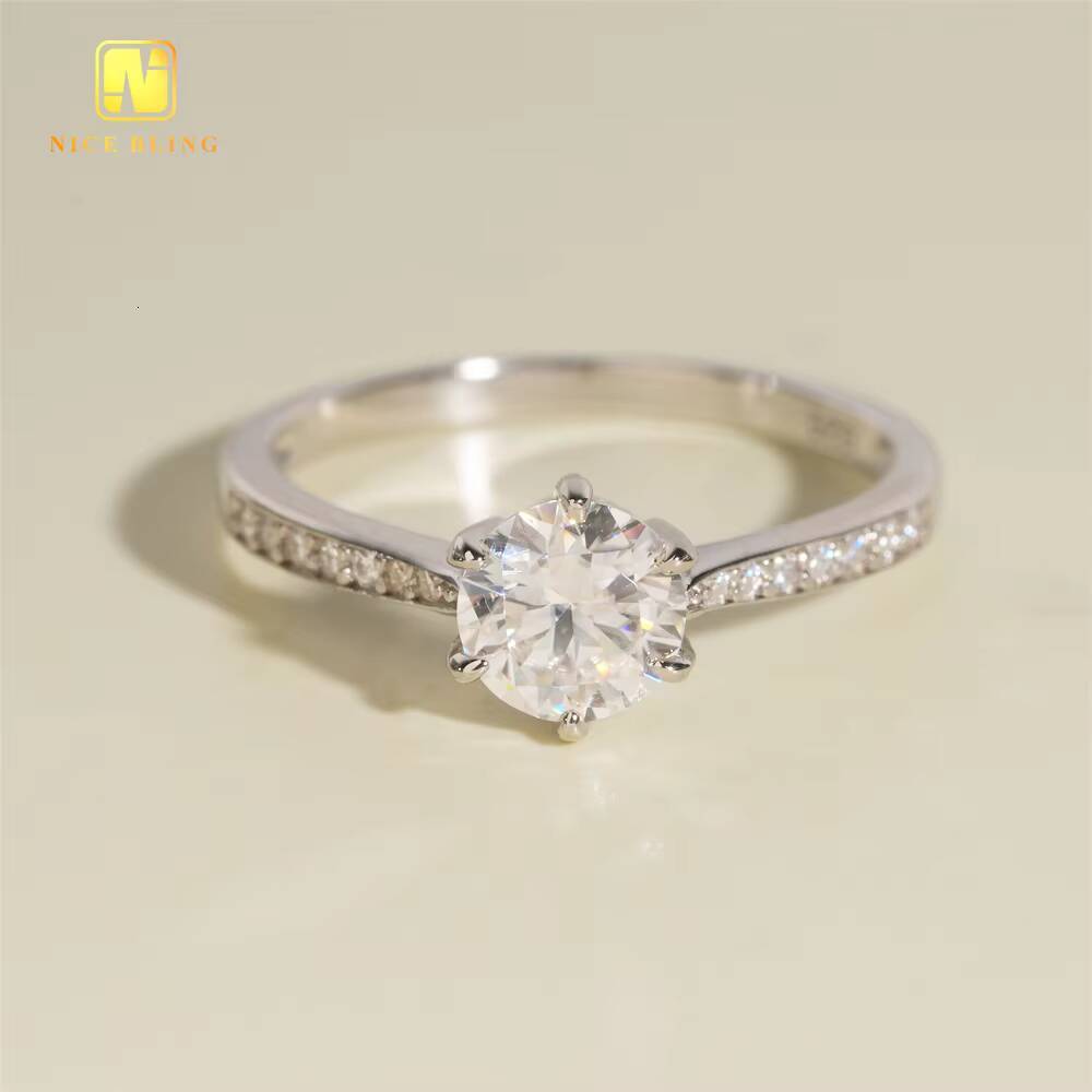 Fashion Classical Round Shaped Eternity Trendy Moissanite Wedding Ring 6 Claws Round Brilliant Cut Moissanite Engagement Ring