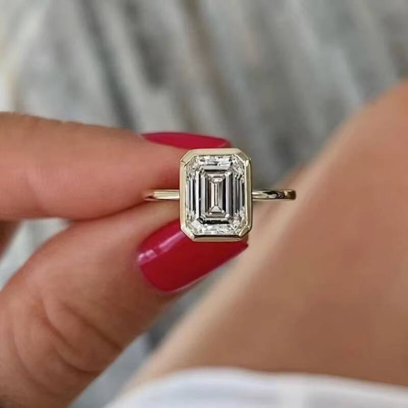 Custom Moissanite Engagement Ring Women 2.5ct Emerald Cut Bezel Setting 14k Solitaire Moissanite Ring