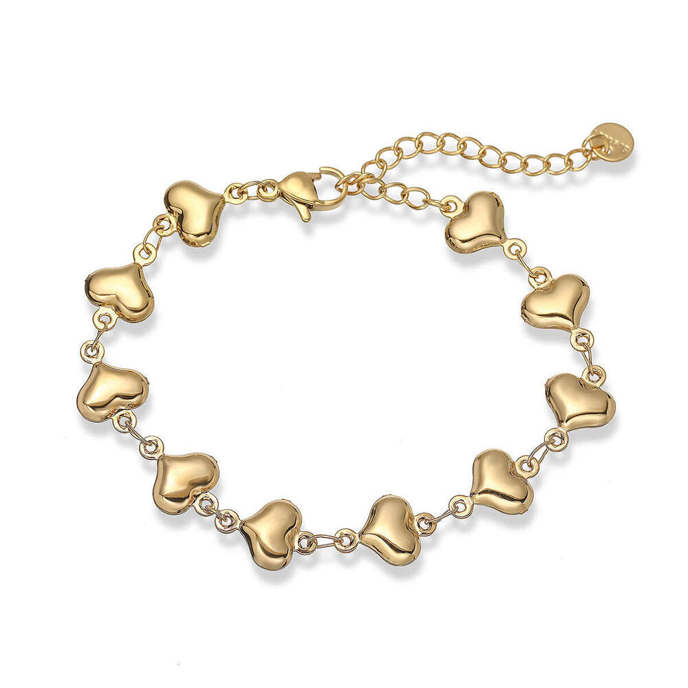 Designer Fashion Simple Gold-Plated Smooth Heart Stainless Steel Bracelet for Women, Niche Personality Jewelry