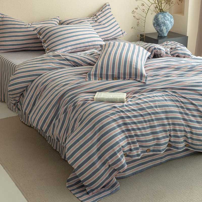 Stripe Style Bedsheet Set Skin-friendly Bedding Girls Boys Room Bedclothes Single/Double/Queen Size Bed Linen Sets Y250819