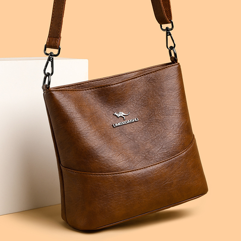 2025 Autumn Simple Bucket Bag Retro Texture Shoulder Bag Lightweight Luxury Texture Crossbody Bag Women's Small Bag Women's Crossbody Bag De