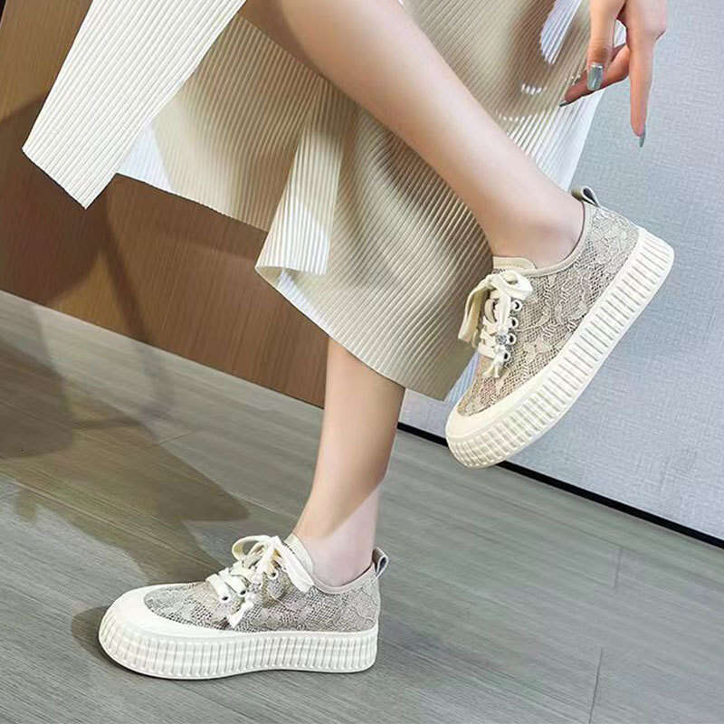2025 Summer New Breathable Fisherman Shoes for Women, Ins Style, Height Increasing, Soft Sole, Lace, Sports Casual, Beaded Hollow Sneakers