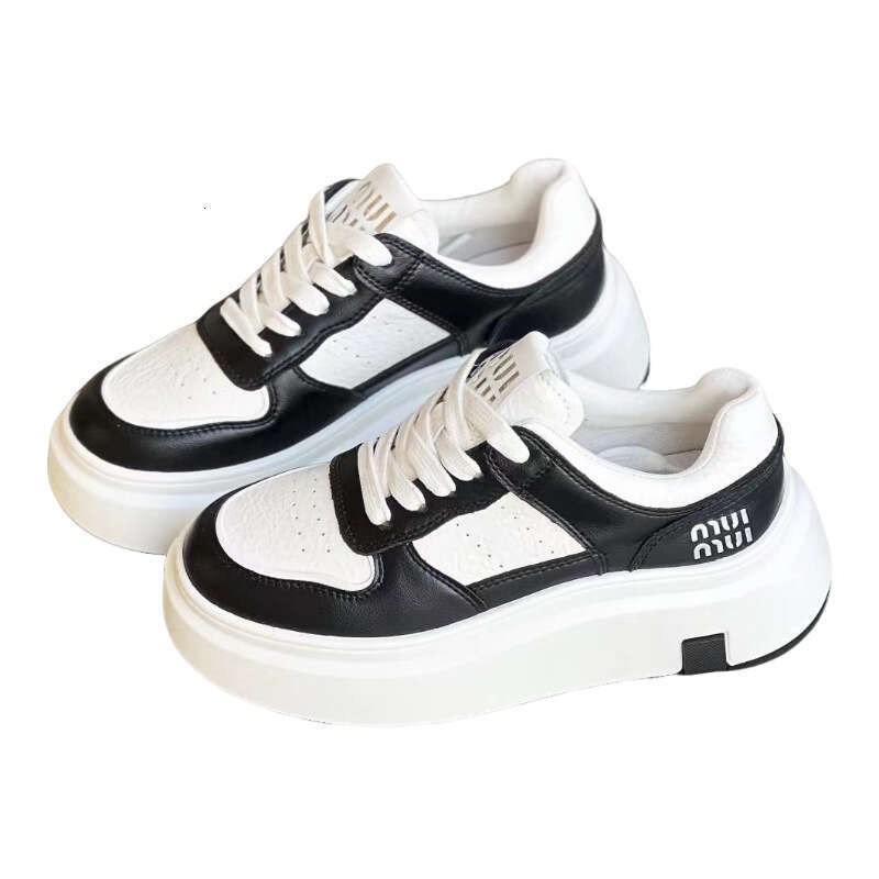 Thick-Soled Cowhide White Sneakers for Women 2024 Autumn Winter Versatile Sports Casual Height-Increasing Lace-Up Lightweight Board Shoes