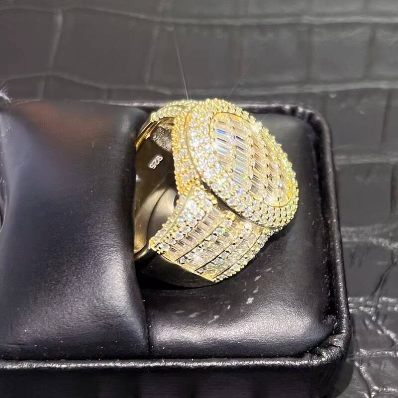 Hip Hop Jewelry Men Women Engagement Ring Full Iced Out Diamond Ring Sterling Silver 925 Custom Baguette Cut Moissanite Ring