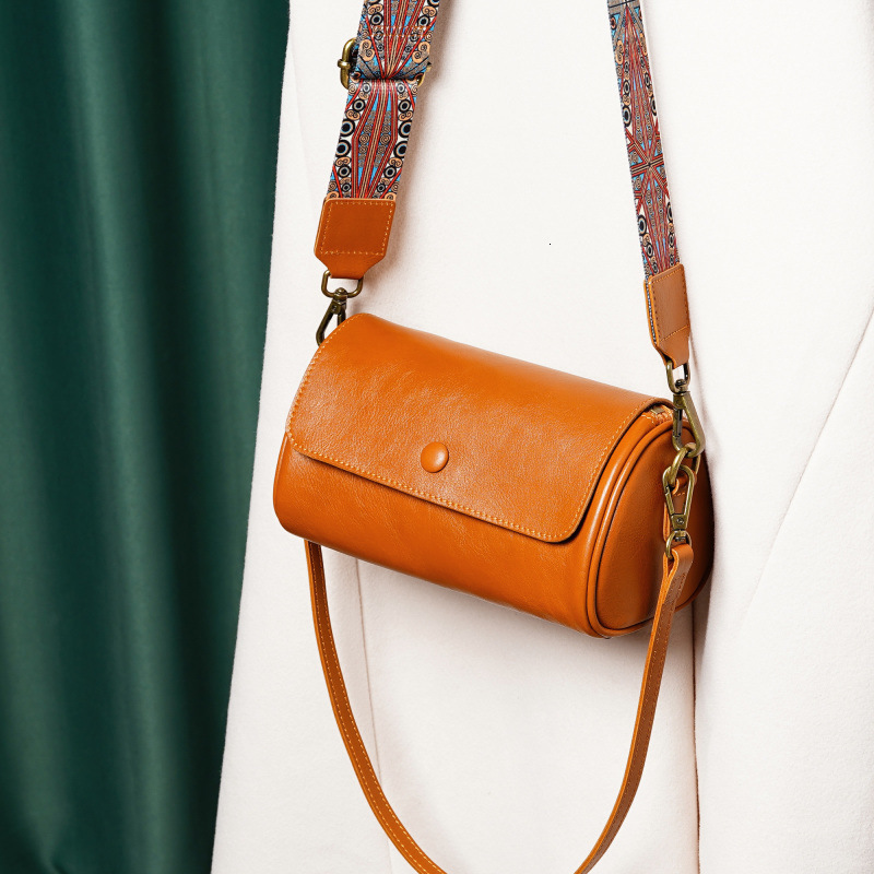 Free Shipping Designer Luxury Leather Women's Cylindrical Bag With Wide Shoulder Straps New Versatile Single Shoulder Crossbody Bag Cowhide Round