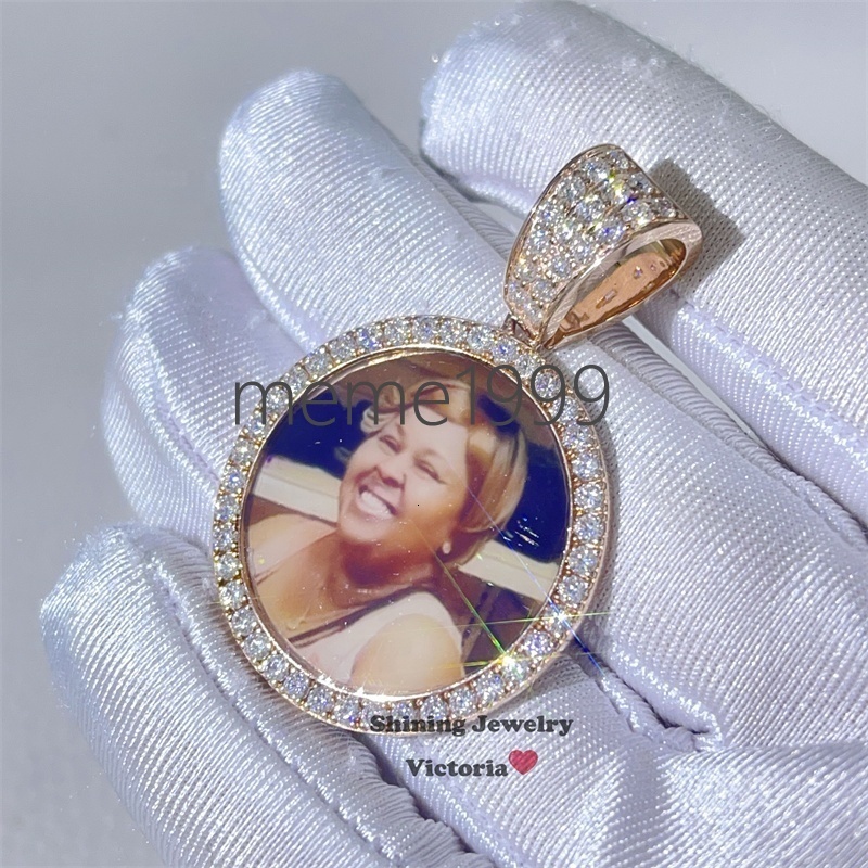 Pass Diamond Tester 35MM 10K Rose Gold Moissanite Diamond Iced Out Picture Memory Pendant