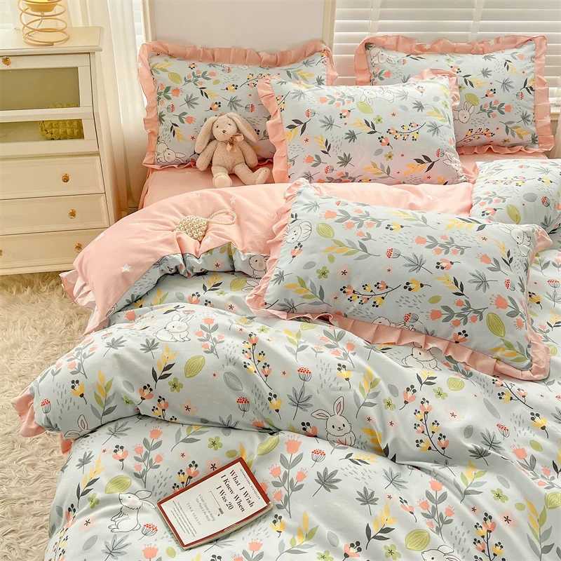 Floral Duvet Cover Ruffle Vintage Flowers Comforter Covers Set Cute Rabbit Printed Pink Women Girls Soft Breathable Bedding Y250819