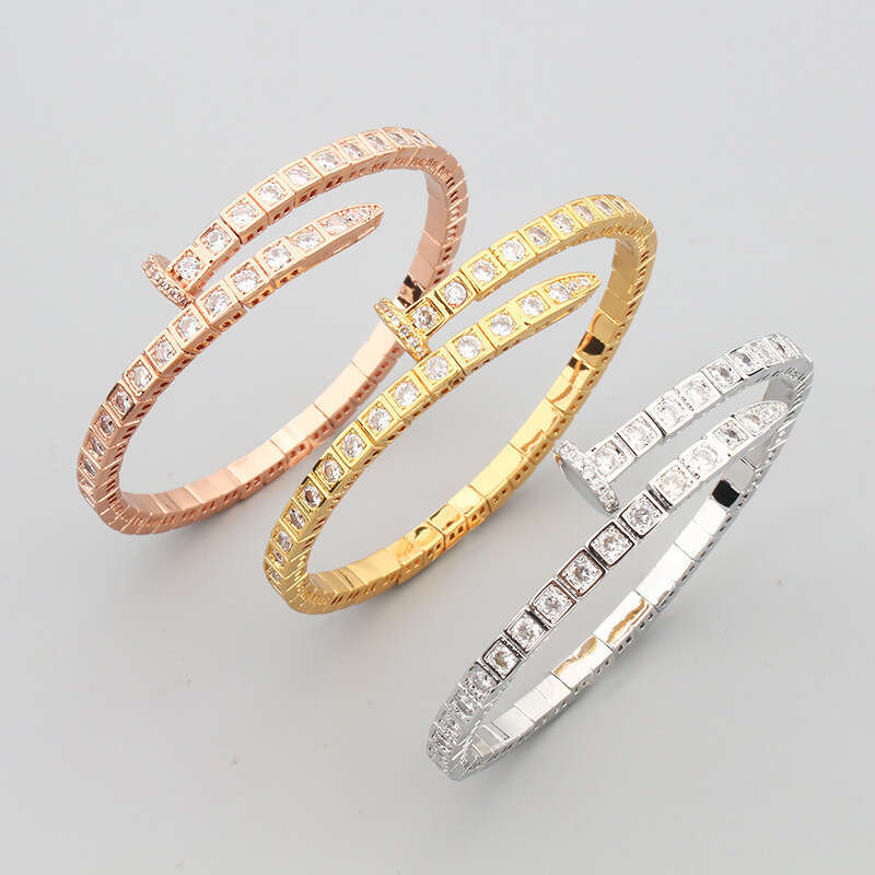 Elegant Square Full Dia Stud Spring Fashionable Unisex Open Rivet Bracelet
