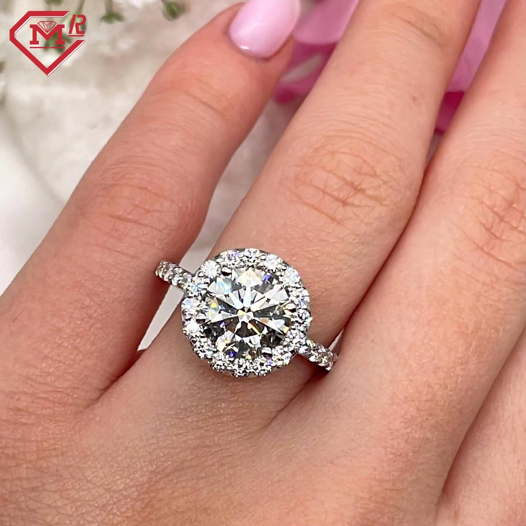 Elegant Wedding Engagement Ring Vvs Moissanite Diamond 925 Silver Moissanite Ring for Women