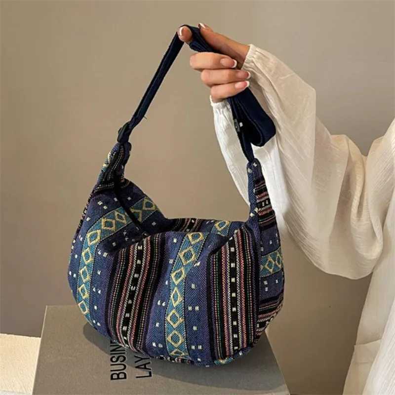 Tribal Style Shoulder Bag Foldable Crossbody with Zipper Closure Striped Pattern Flag Theme Hand Washable Edge Painted Lining Y250819