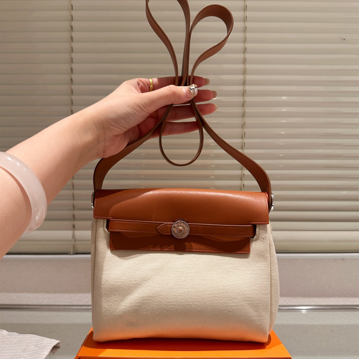 High quality Her bag Luxurys Designers woman Tote bag Handbag large Shopping Bags TOP Quality Totes Luxury Designer Bag sling bag Wallets Shoulder Bag-1