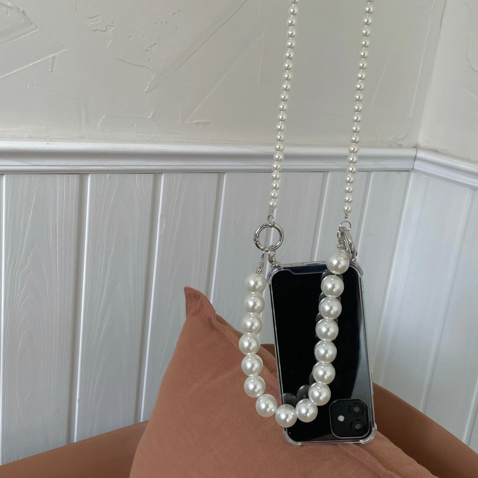 Pearl Bracelets Chain Crossbody Necklace Lanyard Phone Case For 16 14 15 13 11 12 Pro Max Cover 250818