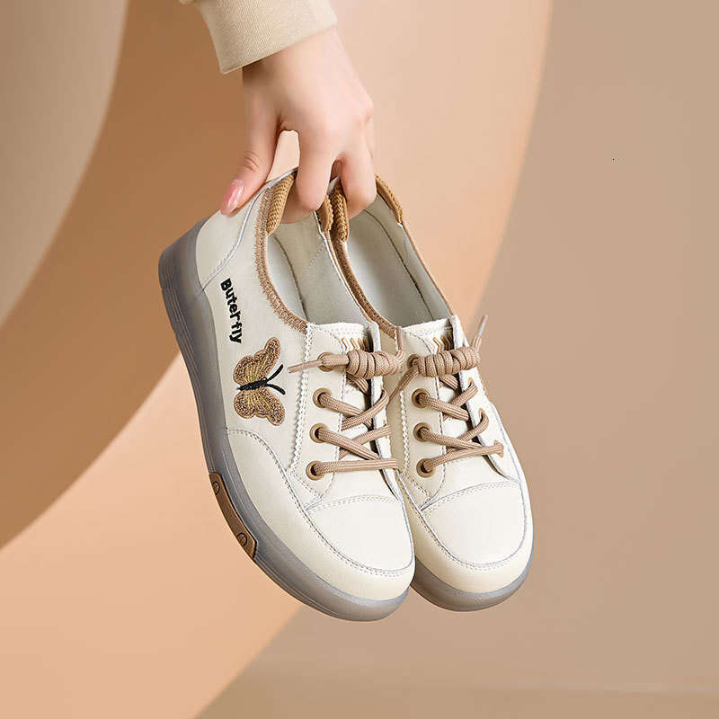 New Style White Sneakers Versatile Butterfly Embroidery Internet Celebrity Student Fashion Trendy Maternity Mom Slip-On Large Size Shoes