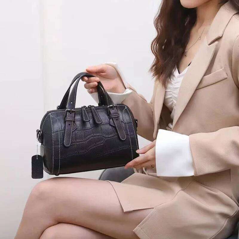 Designer Bags Genuine Leather Designer Large Capacity Women Bucket Handheld Straddle Fashion Versatile Shoulder Crossbody Bag Luxury Bag