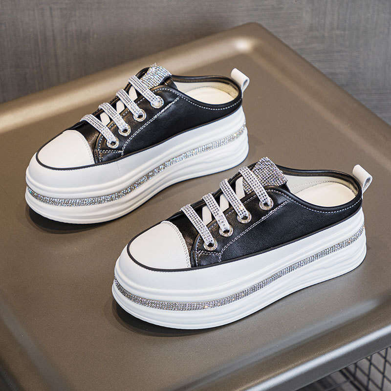 Thick-Soled Platform Rhinestone Outdoor Wear, Lazy Closed-Toe Slippers, 2025 Spring/Summer New White Casual Slippers for Women