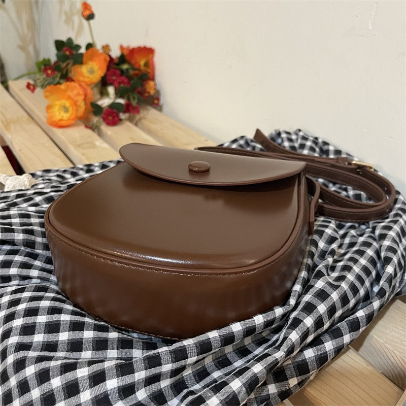 2025 Autumn New Korean Women's Red Small Bag Candy Color Mobile Phone Bag Student Women's Shoulder Bag Women's Crossbody Bag Designer B
