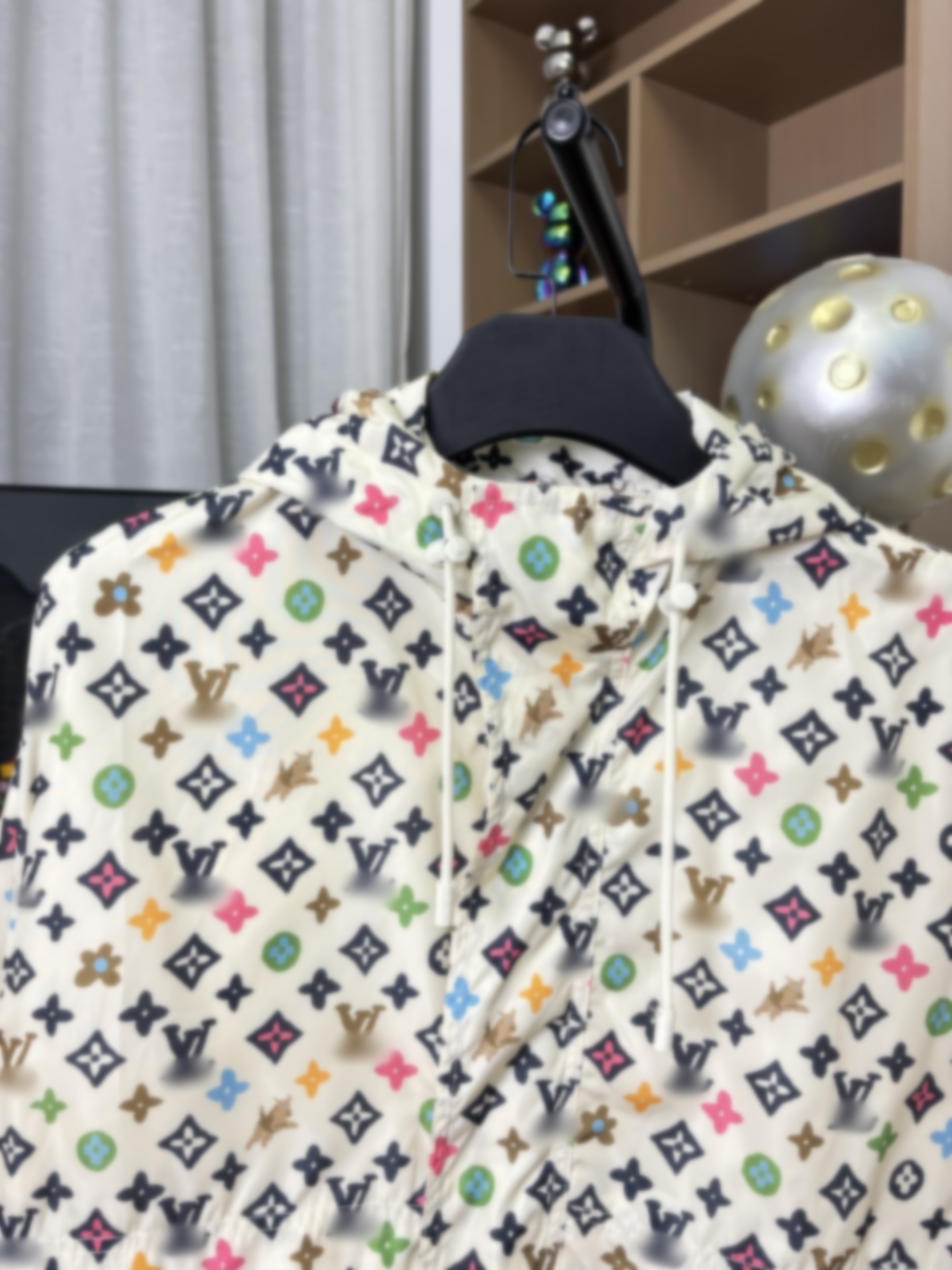 Designer men's classic presbyopia tricolor jacket, men's and women's casual long sleeved jacket, with soft and comfortable fabric