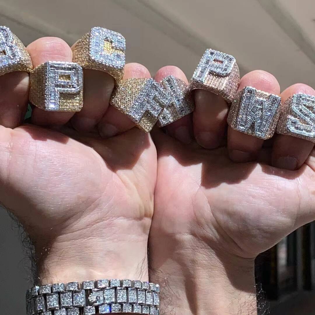 Hip Hop Jewelry Men Women Engagement Ring Full Iced Out Diamond Ring Sterling Silver 925 Custom Baguette Cut Moissanite Ring