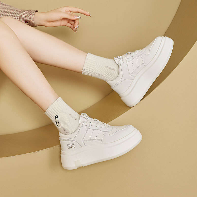 Thick-Soled White for Women 2024 New Autumn Winter Versatile Ins Style Casual Shoes Height-Increasing Lace-Up Lightweight Campus Sneakers