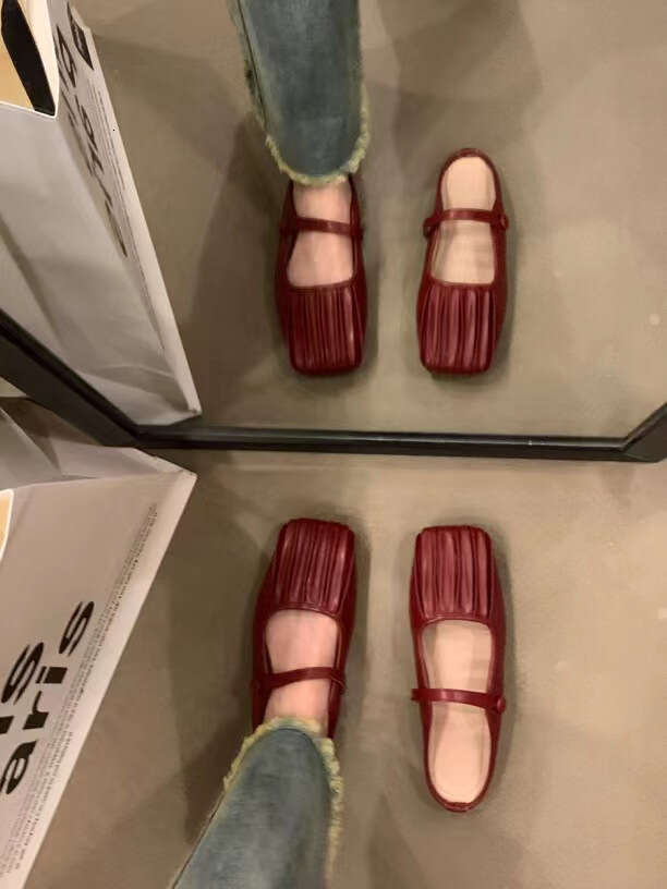 Silver Flat Closed-Toe Mules for Women, Summer 2023 New Style, Mom's Mary Jane Mules, Ladies' Sandals, Single Shoes