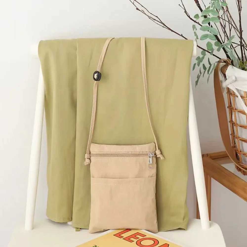 New Nylon Fabric Cell Phone Bag Lightweight Solid Color Shoulder Bag Thin Strap Crossbody Bag Women Y250819