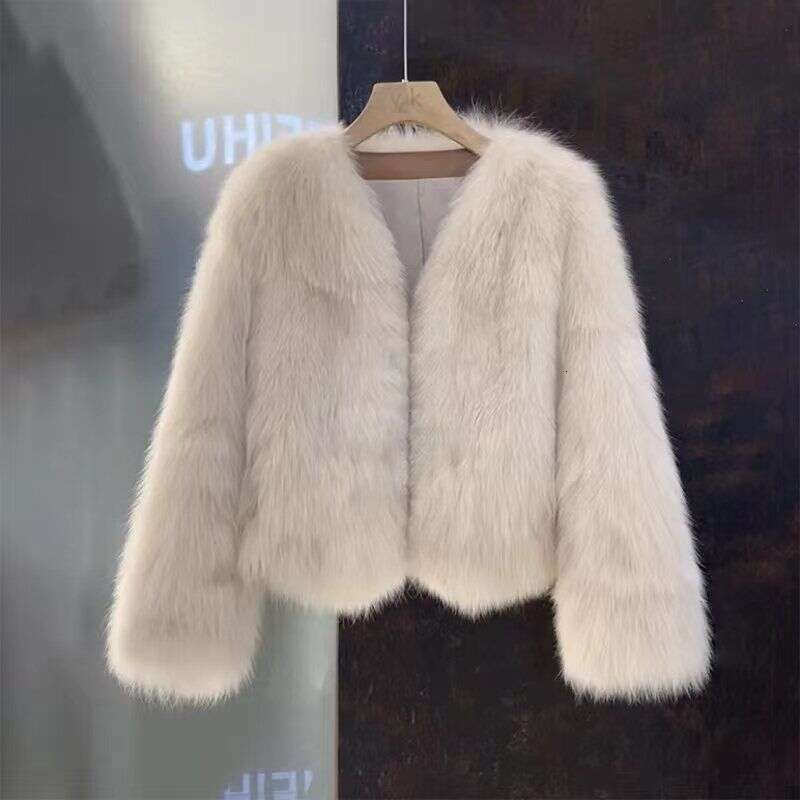 Environmentally friendly fur coat for autumn and winter, new imitation fox fur top, thickened young style, small fragrant style fur coat for women