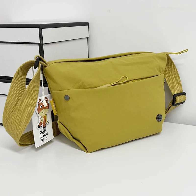 Ultra-light Nylon Crossbody Bag for Women Adjustable Wide Strap Lightweight Womens Bag Zipper Closure Stylish Messenger Bag Y250819