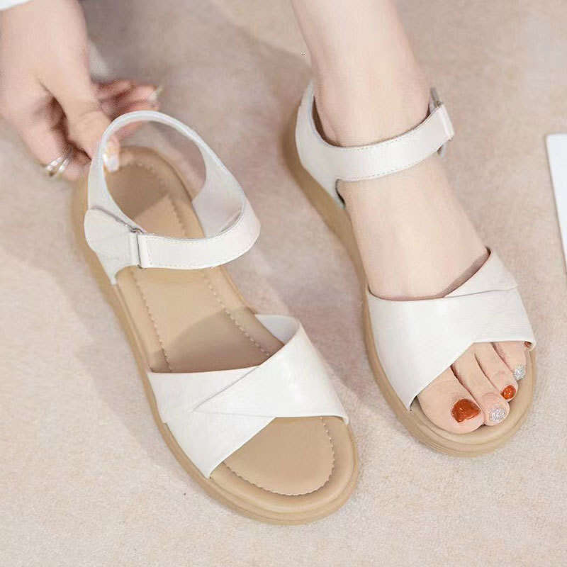 Soft Summer for Middle-Aged Moms, Versatile and Comfortable Flat with Velcro, Thick Sole Beach Sandals