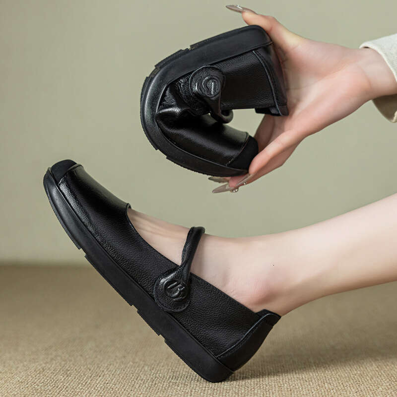 2025 Summer Autumn New Shallow Genuine Leather Mom Round Toe Flat Non-Slip Comfortable Mid-Age Women's Single Shoes