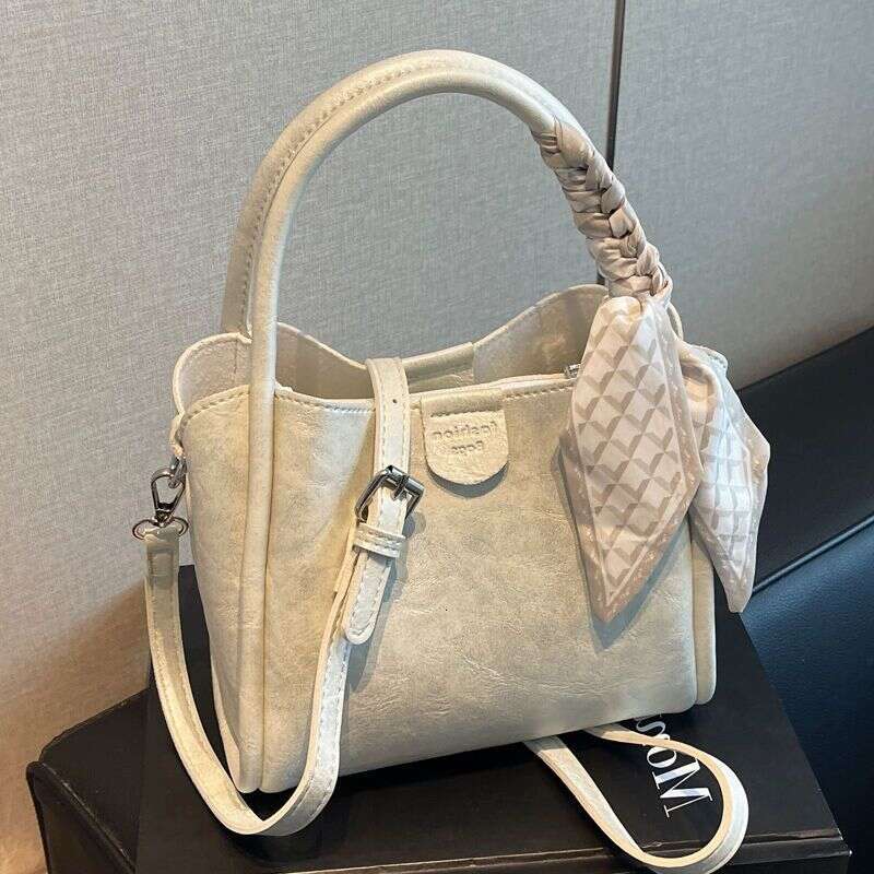 Handbag Women 2025 Spring Summer New Forest Style Ins Shoulder Versatile Crossbody Bucket Bag for Going Out