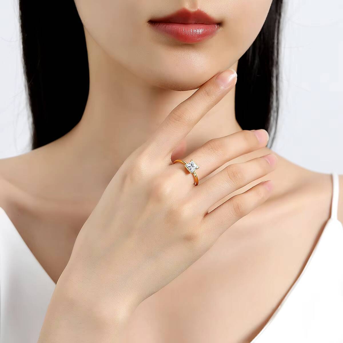 Gold Bijoux Simple Design Woman Classic 5.5mm 1ct Princess Cut Moissanite Ring Engagement Wedding 14K Gold Hollow Ring