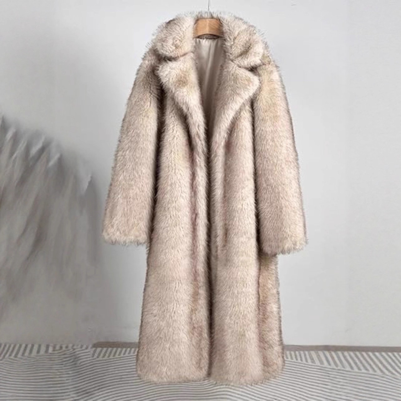 Womens Dark Brown Faux Fur Long Overcoat Fashion Single Breasted Fleece Warm Long Coat Winter Fluffy Plush Warm Thick Outerwear 241015