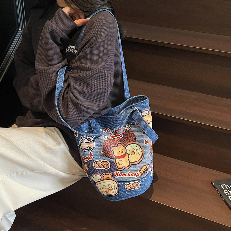 Autumn New Women s Shoulder Bag Minimalist Art Women s Bucket Bag New Cute Cartoon New Women s Crossbody Bag Printed Casual Personality Autumn New Des