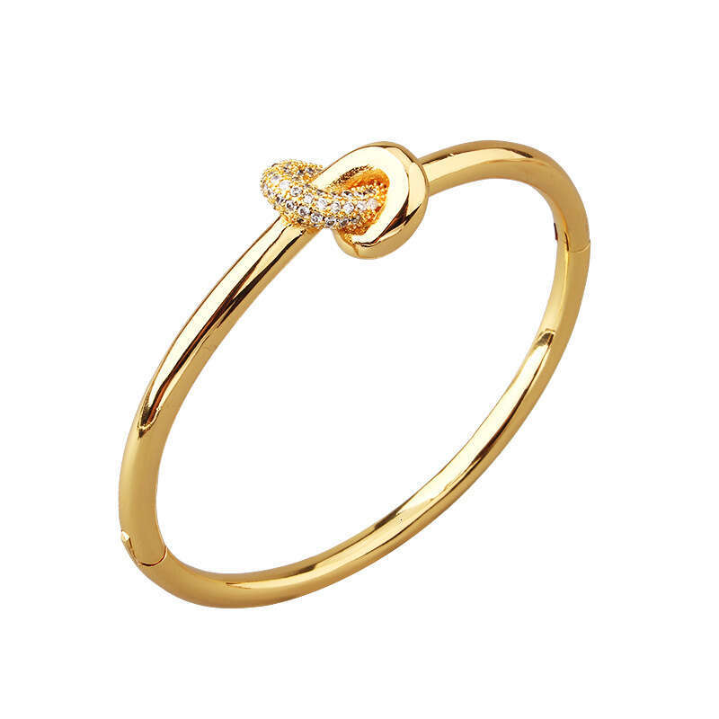 Fashion Gold-Plated for Women, Dia-Studded, Non-Fading, Knot Buckle Bracelet Jewelry