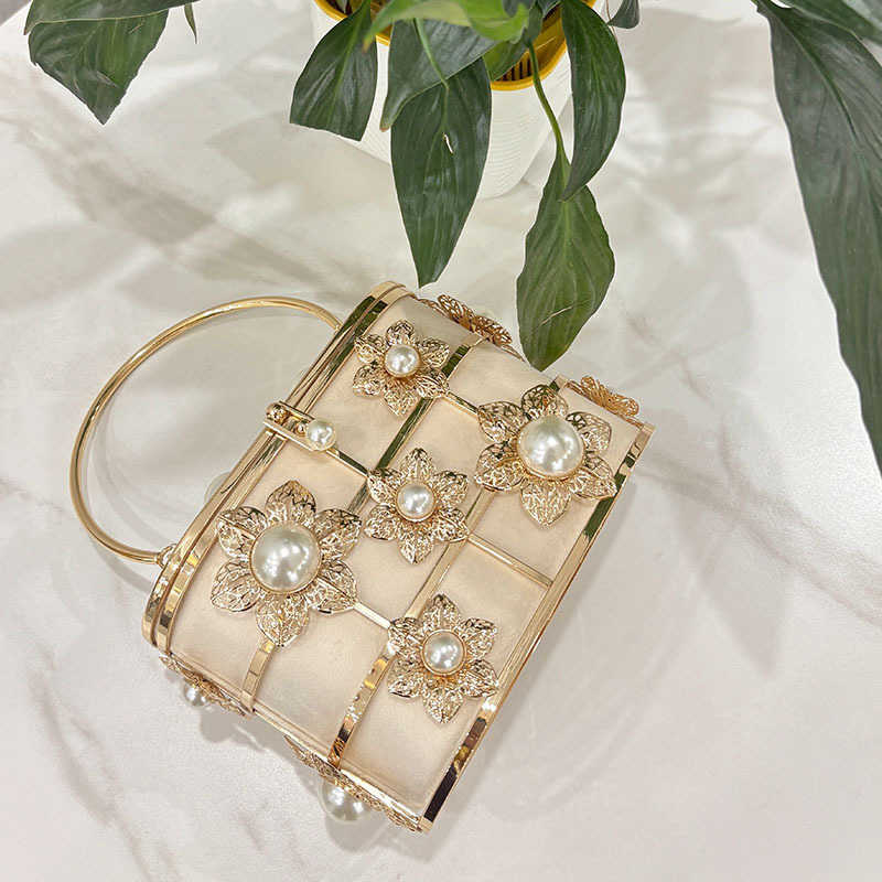 Hollow Silk Satin Metal Heavy Craft Vegetable Basket Bucket Bag Banquet Flower Handheld Crossbody Bag