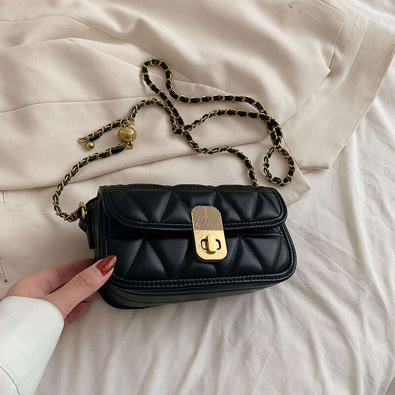 Fashion INS Small for Women 2025 New Stylish Embroidery Texture Shoulder Chain Designer Bags Crossbody Bag