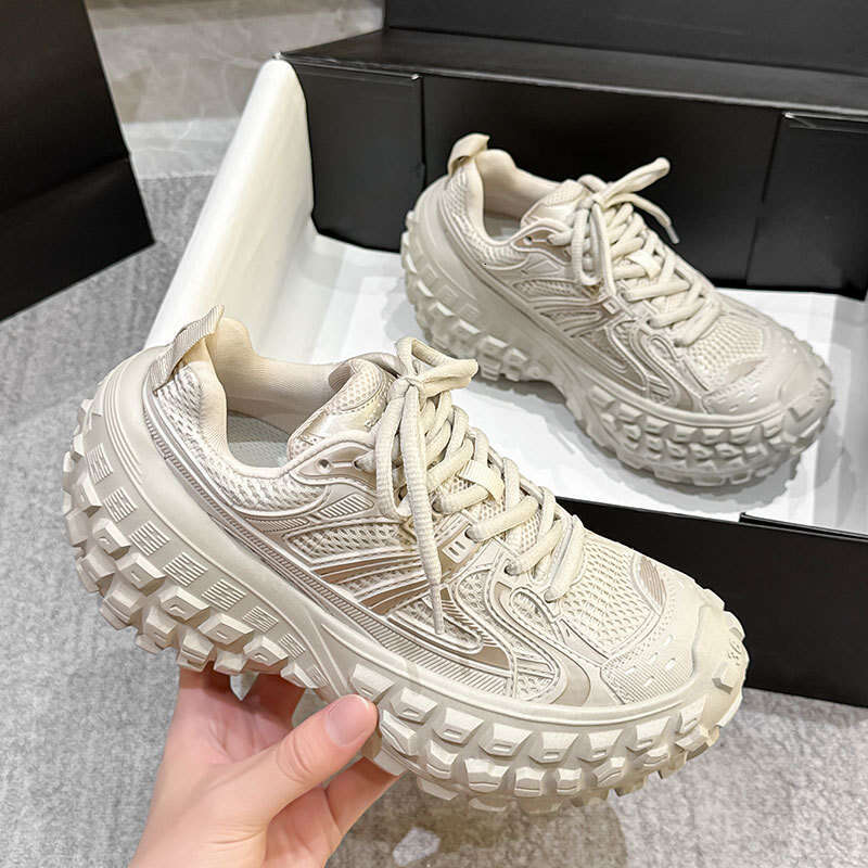 2024 Four Seasons New Paris Tire Ins Men and Women Thick Sole Height Increasing Fashion Dad Couple Shoes