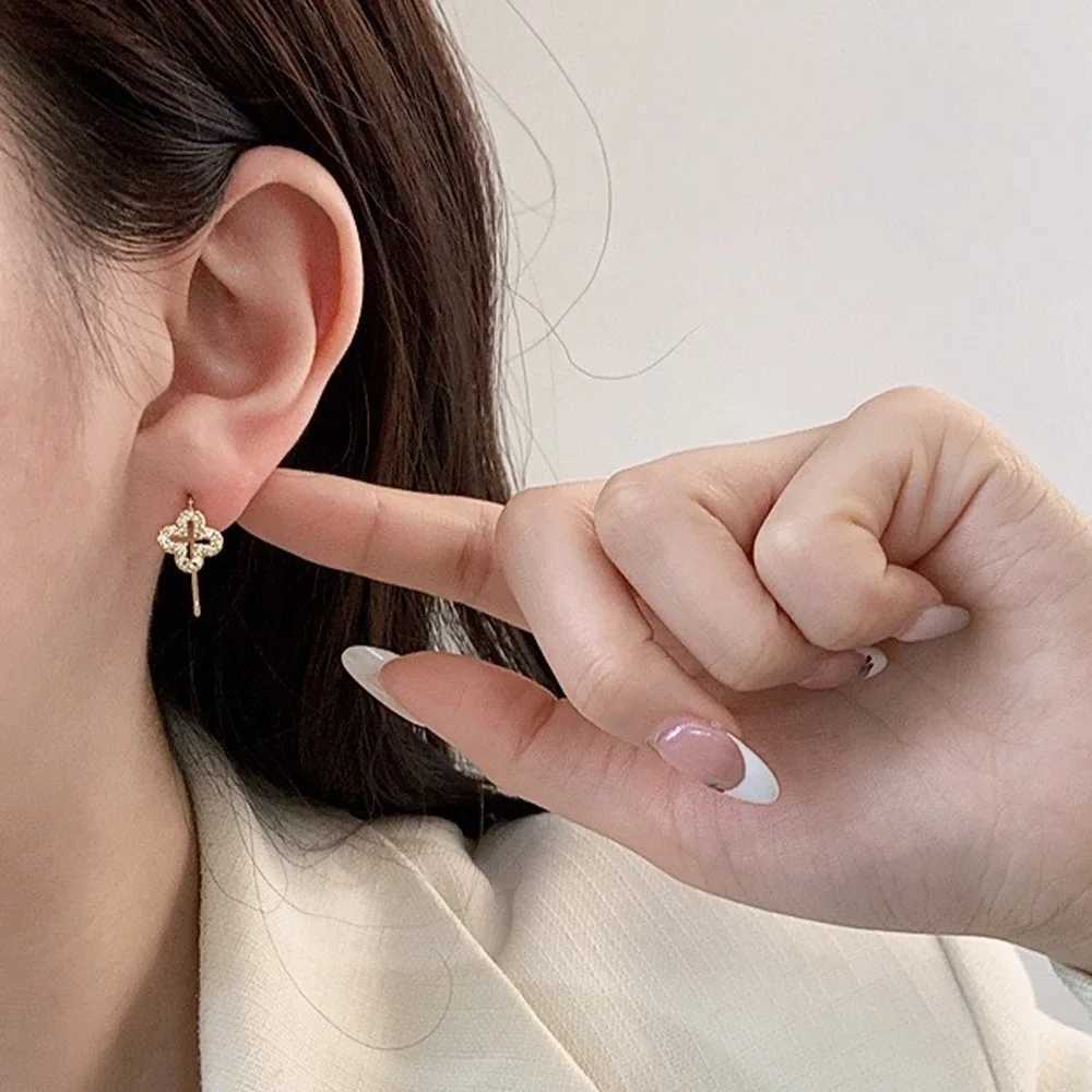 Best-Selling Clover Ear Threads High-Quality Luxury Zircon Viral Forest-Style Womens Creative Earrings Suitable for Daily/Office Use Y250820