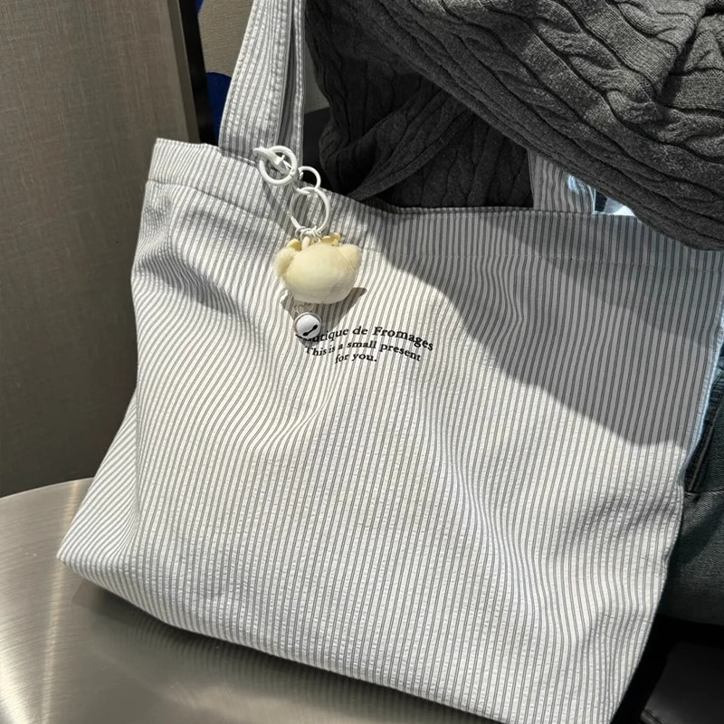 2025 Autumn Large Capacity Canvas Bag New Casual Stripe Lazy Simple Commuting Handbag Women's Shoulder Bag Women's Crossbody Bag Designer Ba